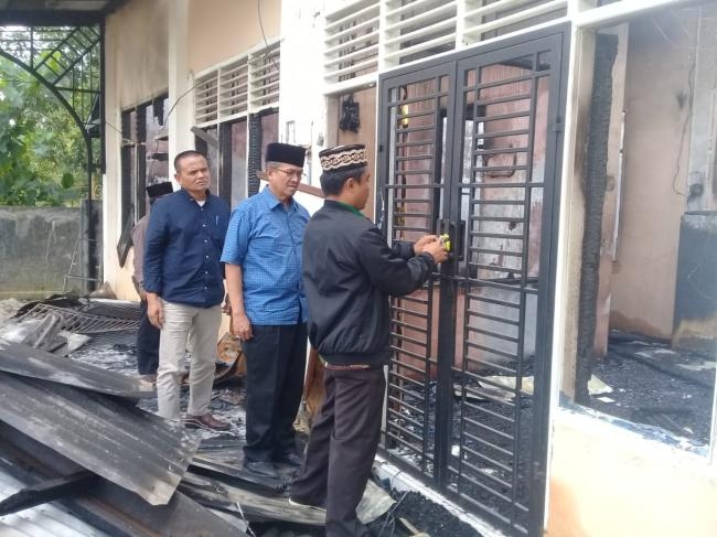 Bupati Tinjau Kebakaran Kantor Wali Nagari Aripan